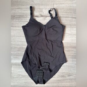 Knix Seamless Black Shapewear Bodysuit size M